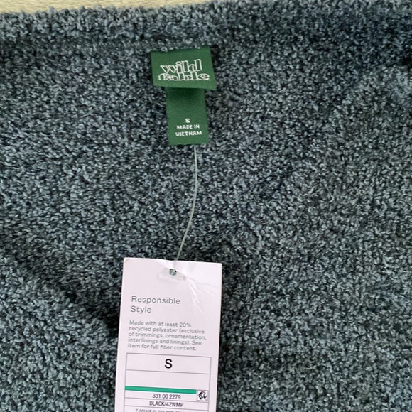 Wild fable cropped sweater, brand new with tags - Picture 3 of 3